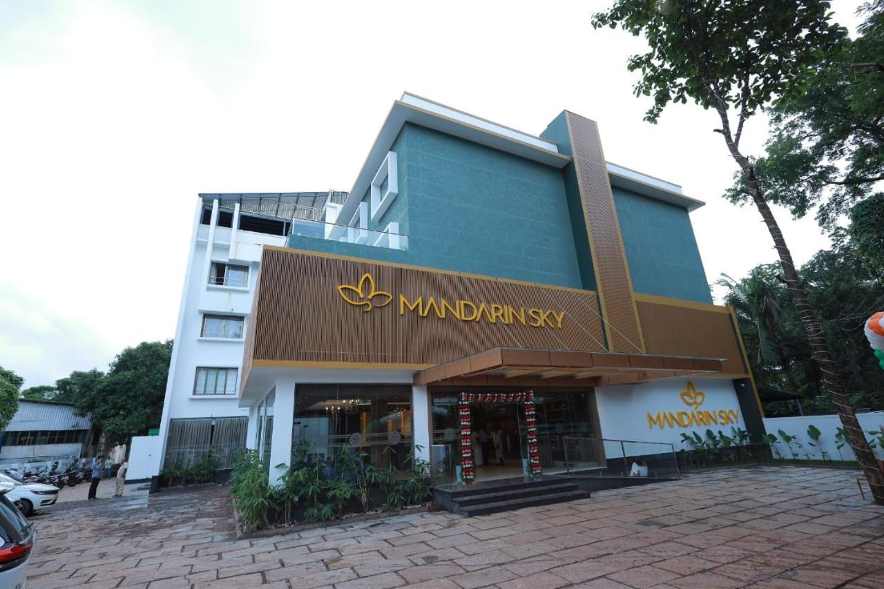 Mandarin Sky Hotel Kannur ภายนอก รูปภาพ