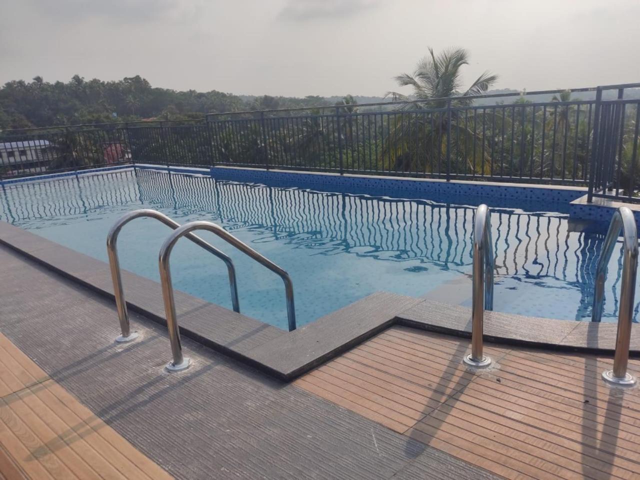 Mandarin Sky Hotel Kannur ภายนอก รูปภาพ